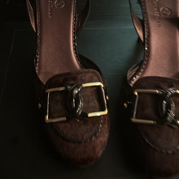 Black and Crimson Cole Haan Haired Sling-backs - Picture 2 of 9